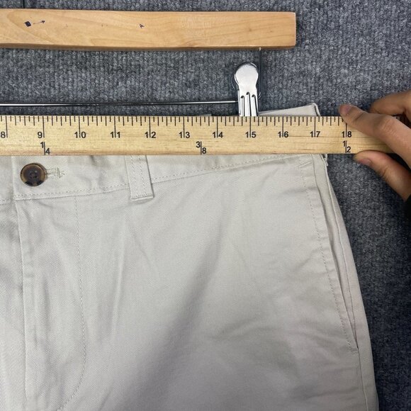 NEW J. Crew Mens 9" Chino Shorts Casual  Size 34‎ - Picture 6 of 8